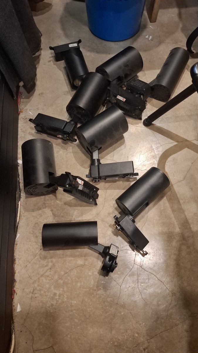 So.. I discovered this amount of dead lights at work today.

I SWEAR ITS NOT MY EMP POWERS 😂

It happened while I was away from the shop. 😭

Pls believe me 😭