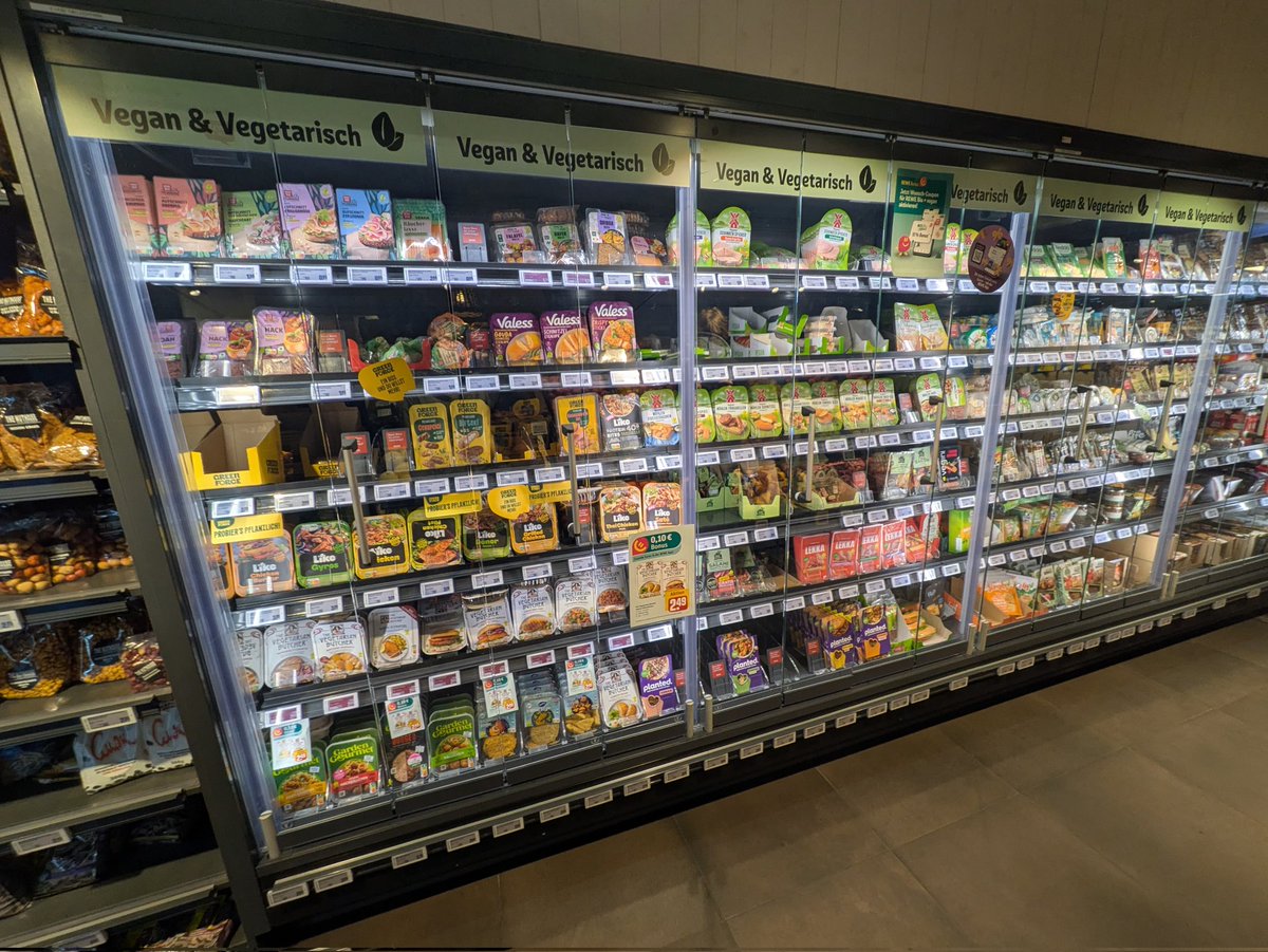 Jeffrey Roe tweet media