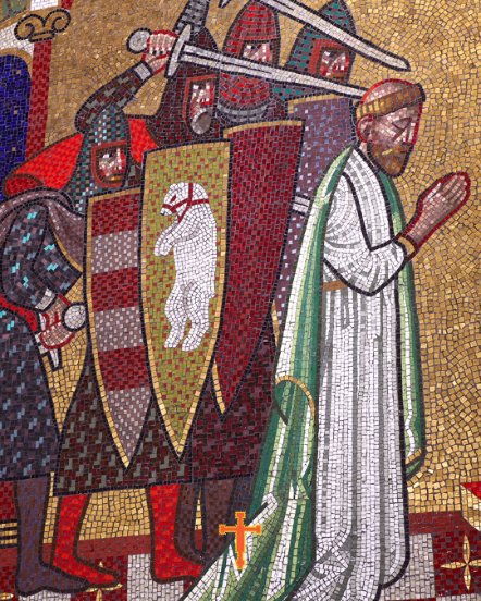WestminsterCath's tweet photo. ‘Will no one rid me of this meddlesome priest?’

Pictured here, in the Vaughan Chantry (dedicated to St Thomas of Canterbury), Becket is martyred by the four knights with imagined heraldic shields.

St Thomas à Becket, pray for us. https://t.co/GtIyMVkt2b