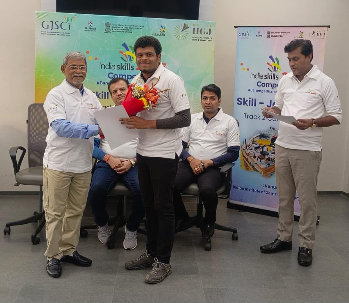 IndiaSkills Competition (Track-2) round concluded successfully in Delhi.
Thanks to the GJSCI and IIGJ Delhi teams for their support.
Candidates from Odisha (Rank-1) and Telangana (Rank-2) qualify for the Regional Round of #IndiaSkills2025.