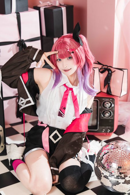 Twitterのコスプレ画像18