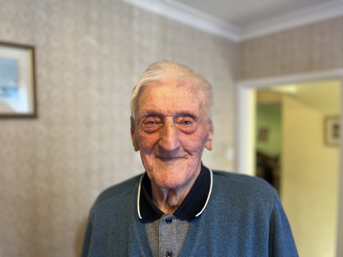 Oliver Kay tweet media