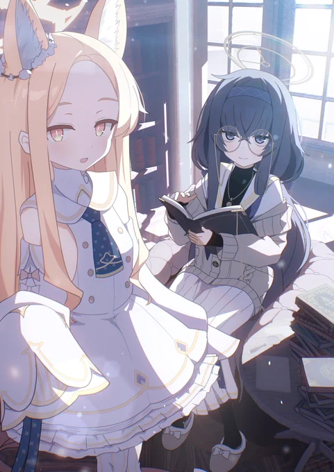 新刊です!UIBRARY 07と申します。 今まで描いてきたイラストをまとめた感じです、ちょいえち書き下ろしアリ。何卒よろしくお願いしますー!