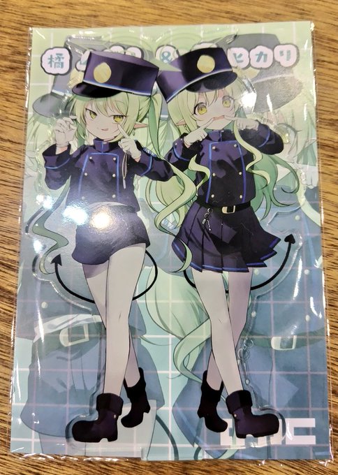 シュポガキアクスタ現物こんなかんじです! 台座台紙印刷ありでとってもかわいいです こちらは単品でも購入可能です