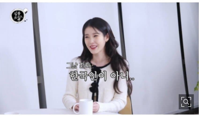 jjangkkaebs's tweet image. 신라의 미소를 흉내내고 싶었던 모택동 미소