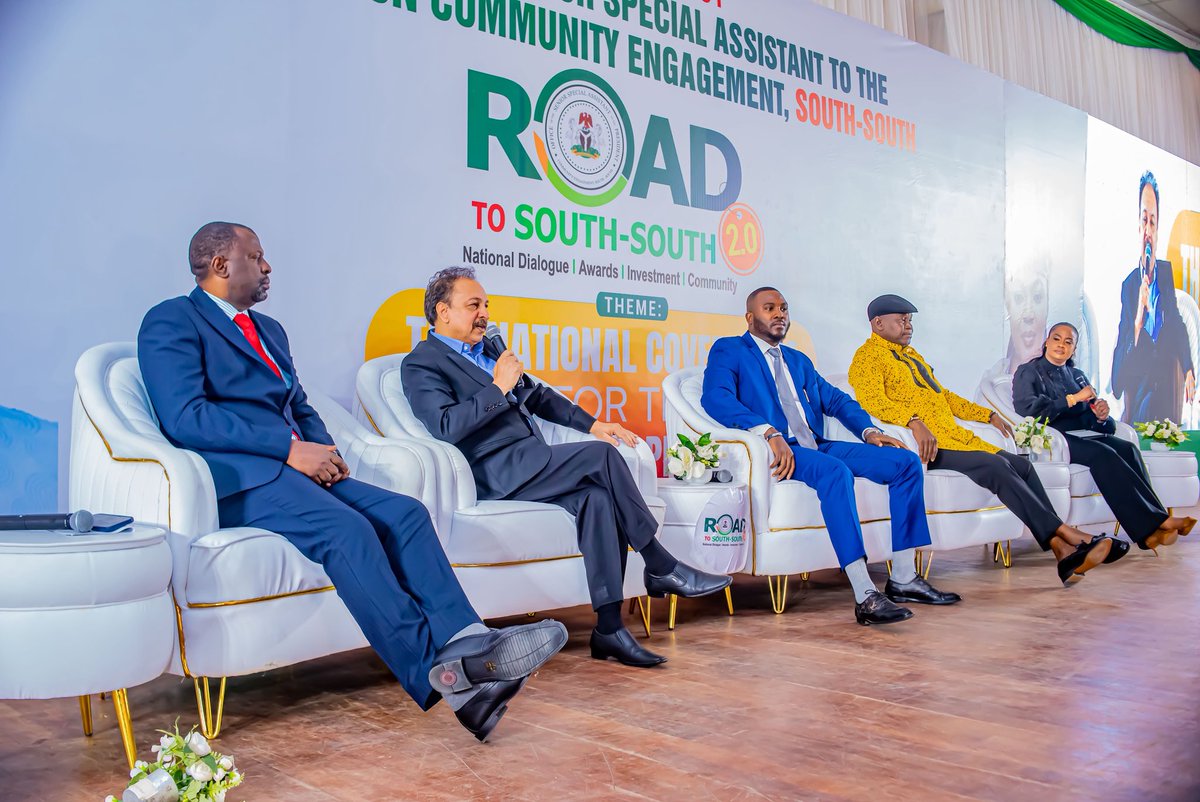 gift_johnbull's tweet photo. Happy New Week
Conversations that matter.
Industry leaders and policymakers shared insights, solutions, and strategies during our panel session at R2SS 2.0.
#PresidentSentMe
#OneGoal
#RenewedHopeAgenda
#CommunityVoices
#SouthSouth
#RoadToSouthSouth2_0
#NationalConvergence
#PanelSession
#ConversationsThatMatter