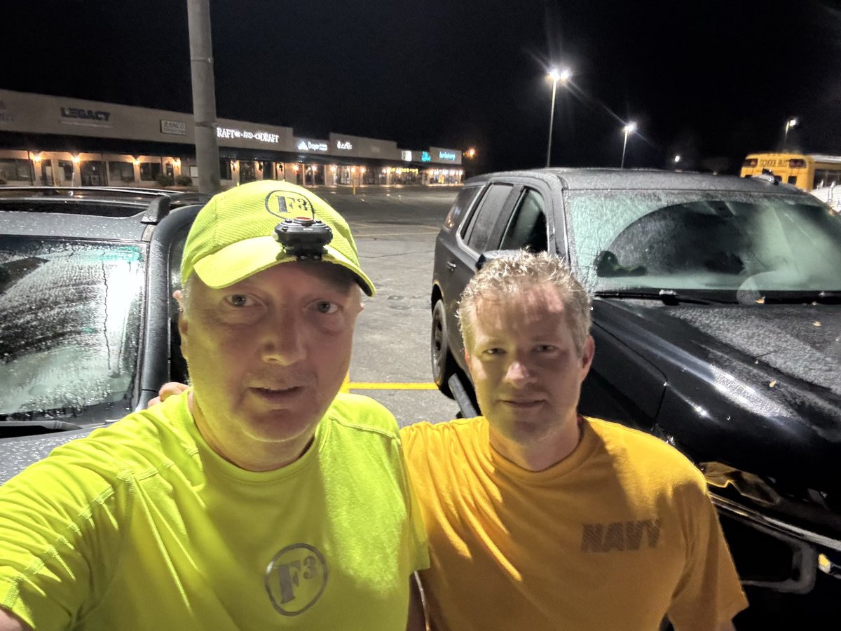 F3Swagger's tweet image. 2 pax started the last Monday of 2025 with a 5 miler through Friarsgate in 60 degree weather. Good times. Go make it a great day. @PShvetz @F3Enos @F3LakeMurray