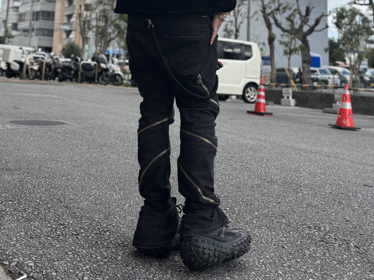 nicolas andreas taralis spiral zip pants