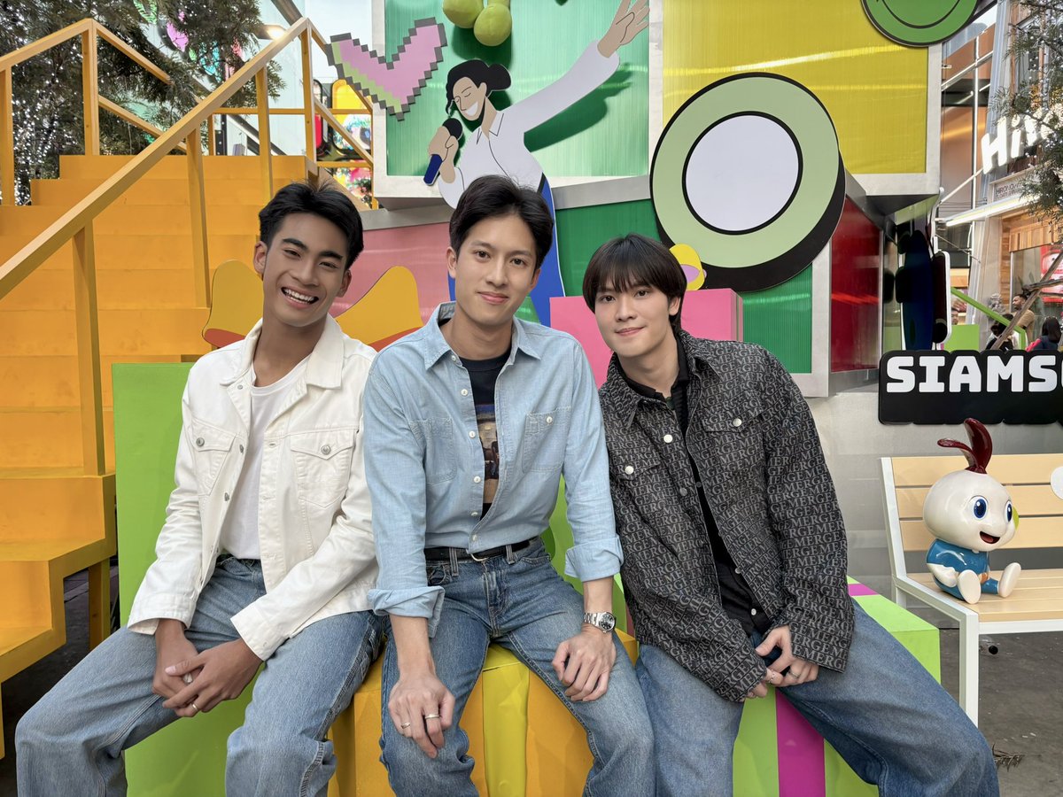frt_ent's tweet photo. TimeLied at Siam Square Countdown 2026 presented by AIS ✨

ขอบคุณทุกเสียงเชียร์และทุกพลังที่มอบให้พวกเราในค่ำคืนพิเศษนี้ ดีใจที่ได้เป็นส่วนหนึ่งของการส่งท้ายปีเก่าและต้อนรับปีใหม่ไปพร้อมกับทุกคน

ขอให้ปี 2026 เต็มไปด้วยความสุข ความสำเร็จ และช่วงเวลาดี ๆ แล้วพบกันใหม่ครับ 💫🎶

_________________________

Thank you for all the love and energy last night. So grateful to welcome 2026 together with everyone.

Wishing you a year filled with happiness and see you again ✨

#TimeLied x #SIAMSQUARESTREETOFDREAMZ2026
#aissiam
#RearrangeTheSeries
#FRTentertainment