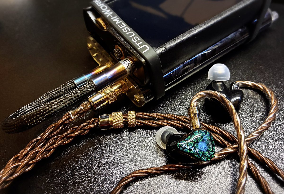 はんてん@うつせみワークス (@chiacchiere_) / Posts / X