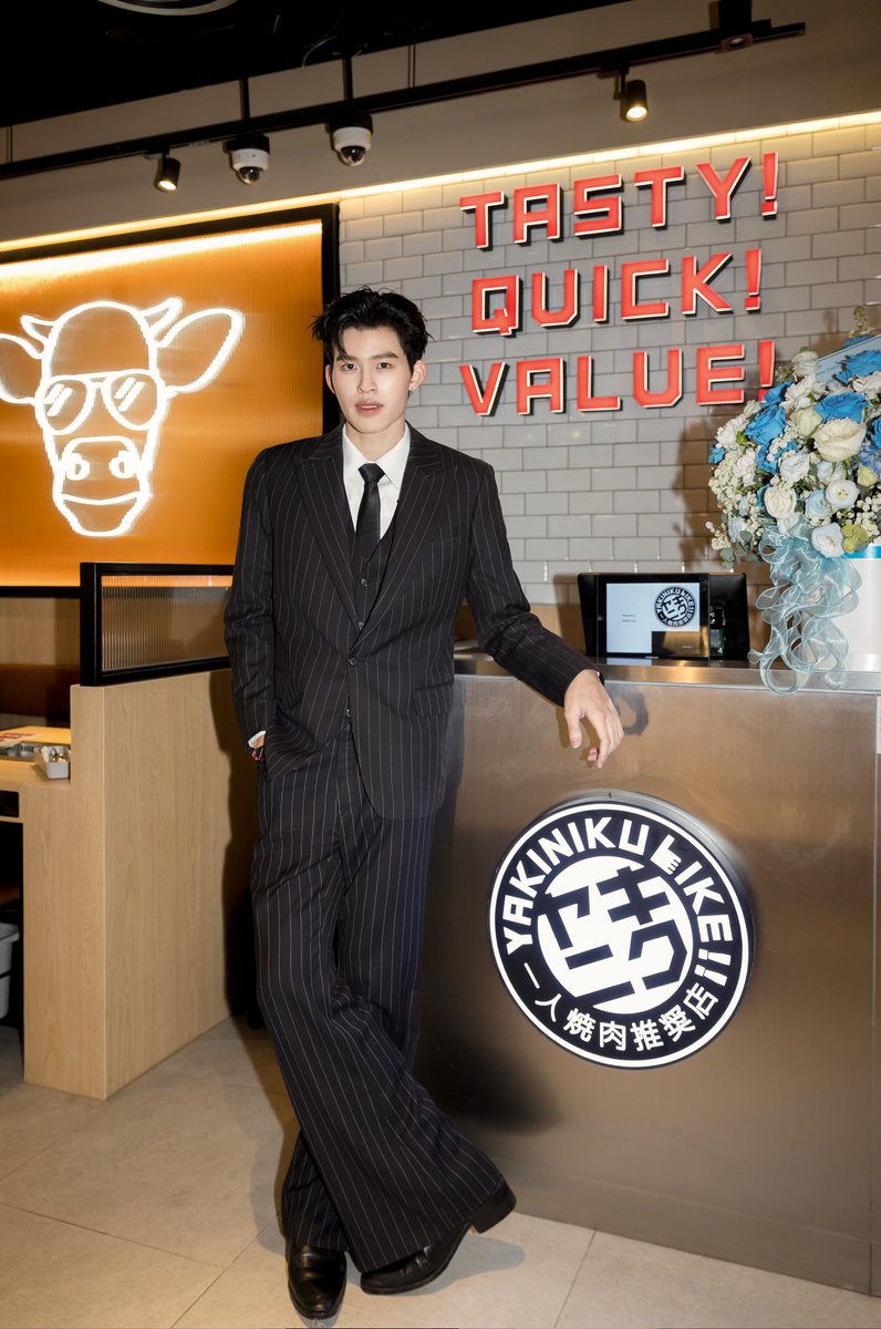 ppnaravit's tweet image. เพื่อลูกพีชแล้วซื้อแค่สาขาเดียวยังน้อยไป เดี๋ยวฉันเข้าควบรวมกิจการเลยดีกว่า
ถ้าพวกเธออยากจะมาลองทานเนื้อที่ลูกพีชชอบ ก็มาลองทานได้นะ ยากินิกุไลค์ สาขาสยามเซ็นเตอร์ ลดสูงสุดเซตละ 50% มาลองกันหละ 

#YakinikuLikeThailand
#ปิ้งย่างเตาเดี่ยวไร้กลิ่นติดตัว 
@yakinikulike_th