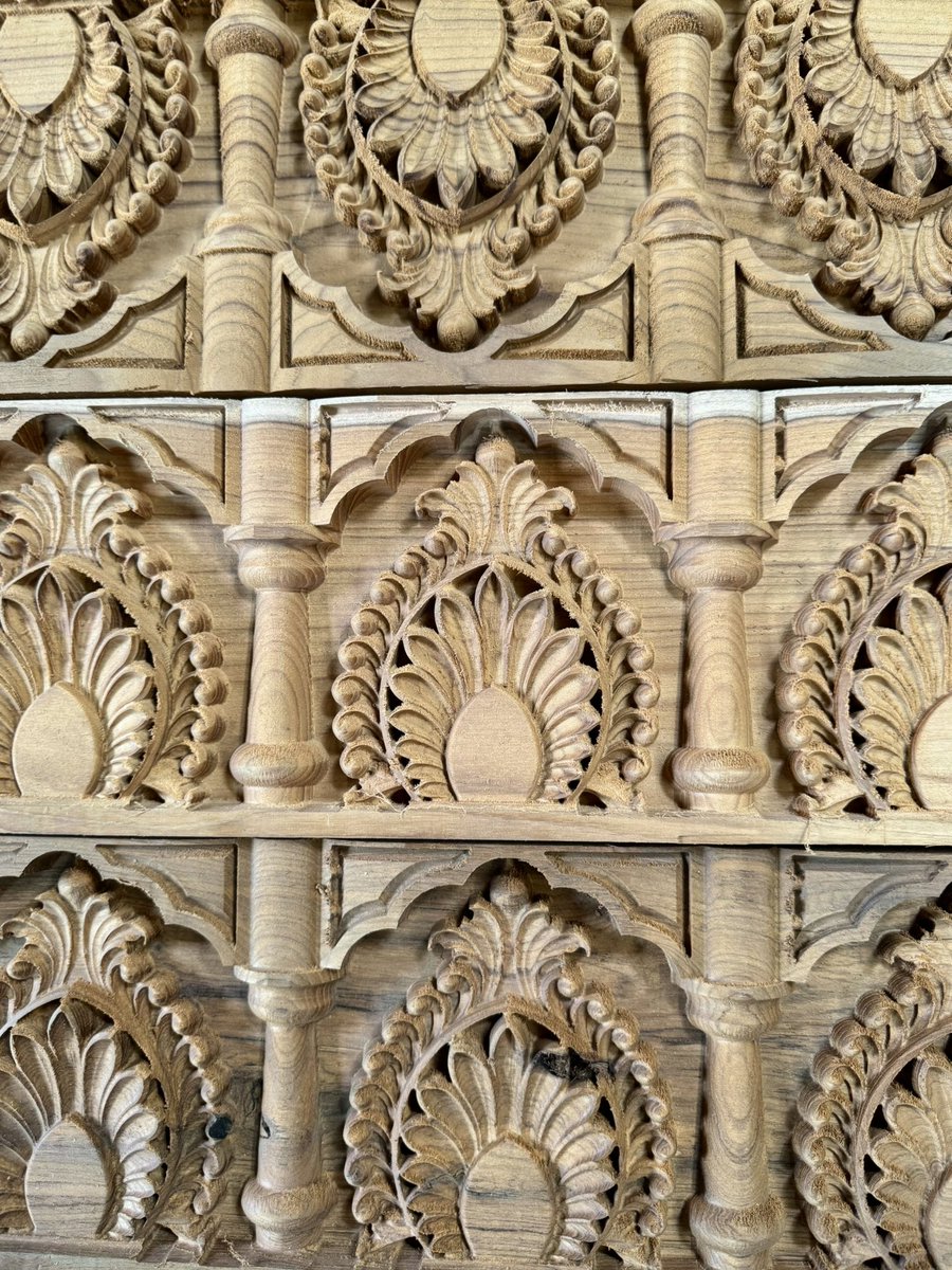 Regardez de plus près : la magie réside dans les détails
✨
__
Look closer - the magic lives in the detail ✨