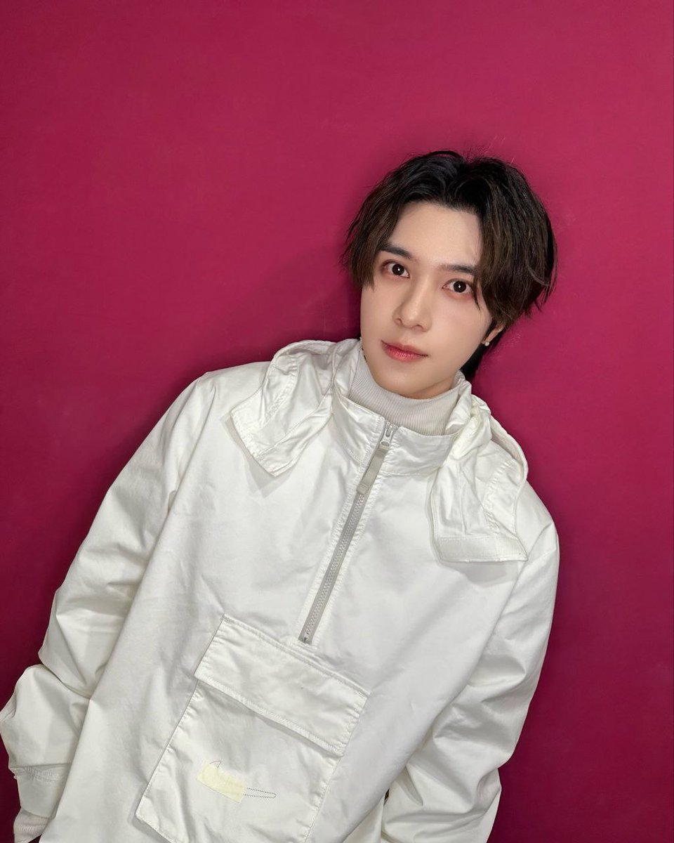 ahexng's tweet image. hear my heart?🩷