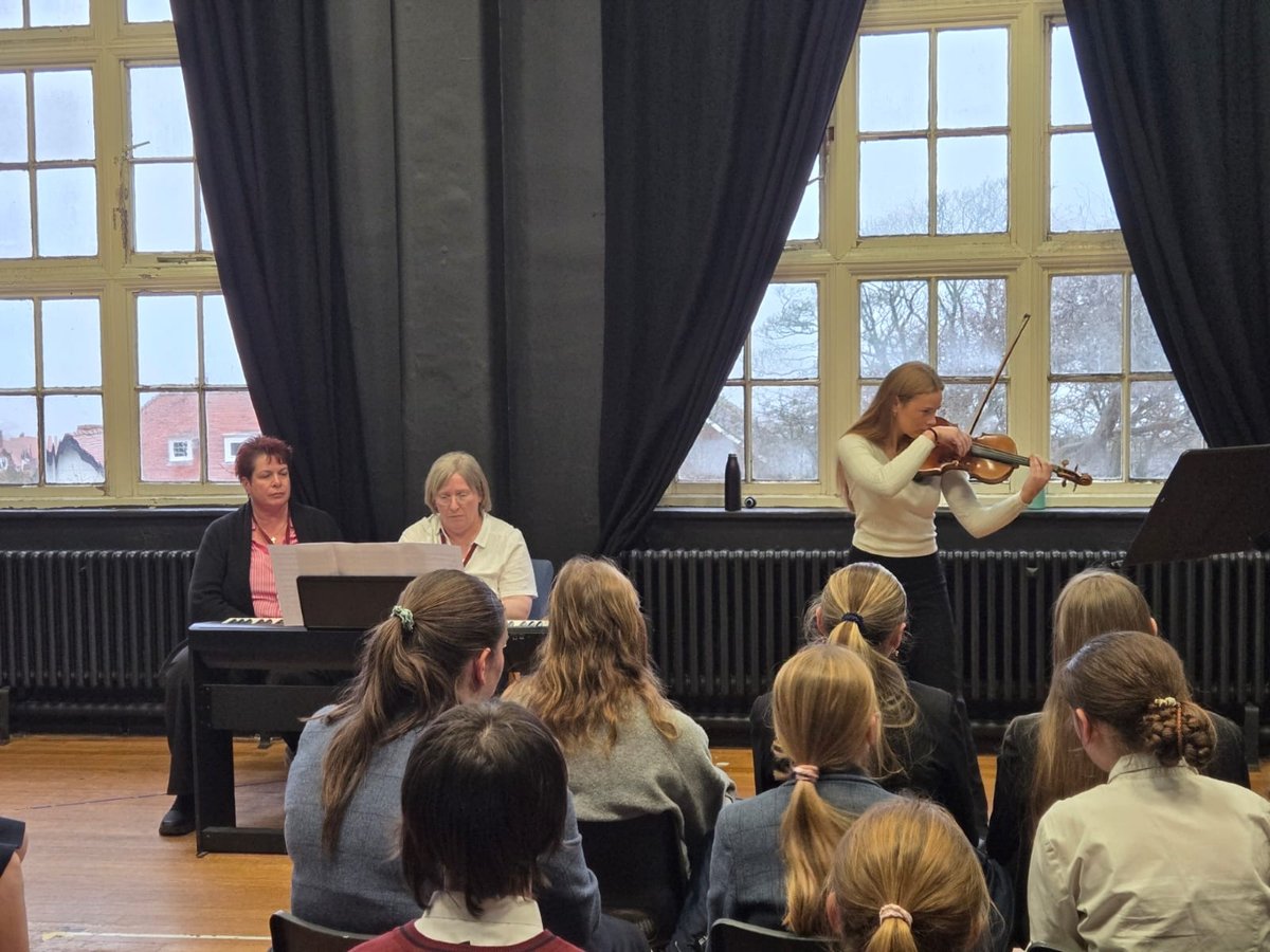 Scarborough College tweet media