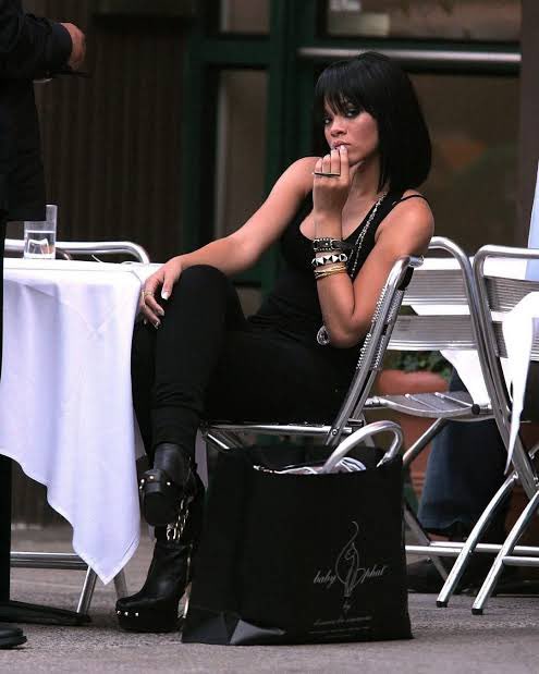 legendarihhhh's tweet photo. rih in nyc 19 july 2007. https://t.co/O3Ej3oBVuL