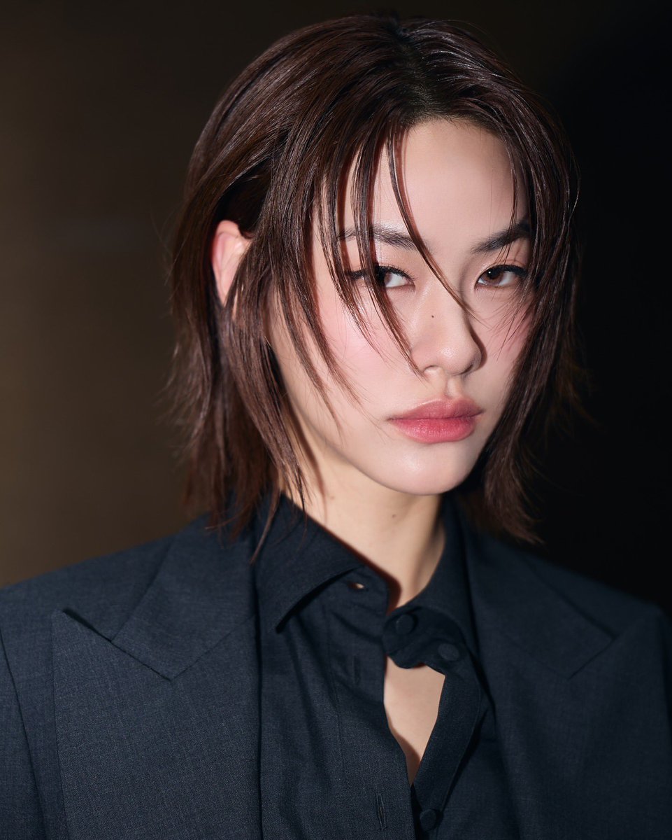 ก็หล่อพอตัวค้าบ😎
#emiamily