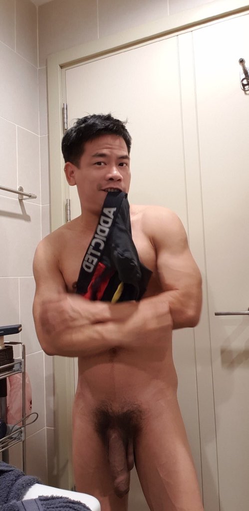 ใหญ่มาก!! ภาพนี้เห็นตั้งแต่2019 อยากได้วาร์ปพี่คนนี้จังครับมีใครรู้ไหมน้อ
#ควยใหญ่ #คนไทยควยใหญ่ #ควย58