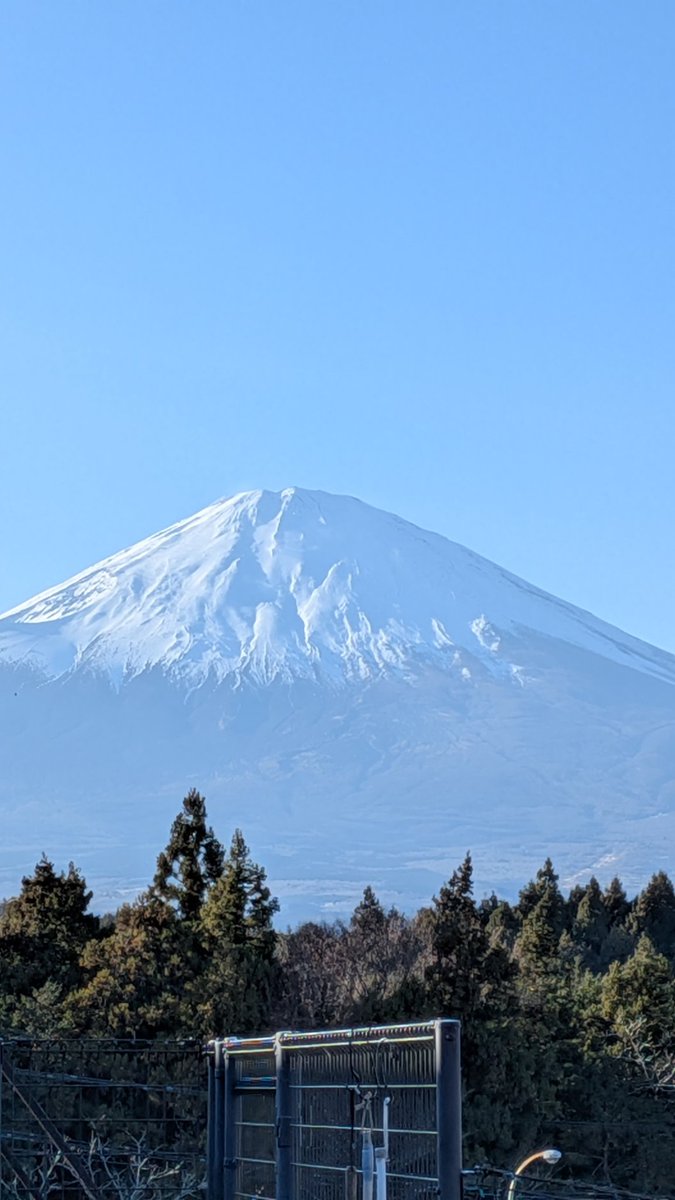 heavyrox's tweet photo. 本日の釣果

霊峰富士🗻 https://t.co/zuwGgdZRyy