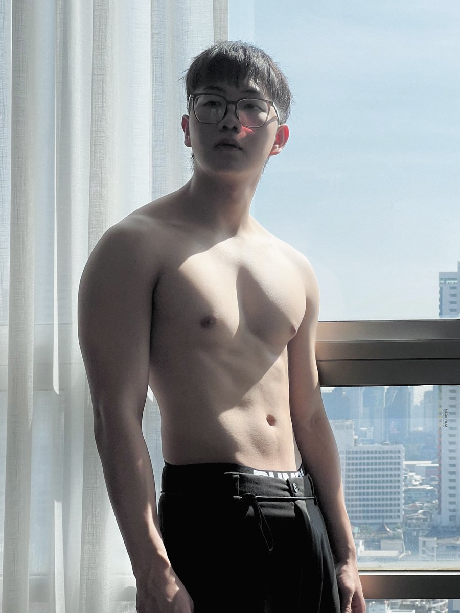 mooxmpi's tweet photo. รูปออกมาแบบโซจึ้ง https://t.co/vivxHWdoOS