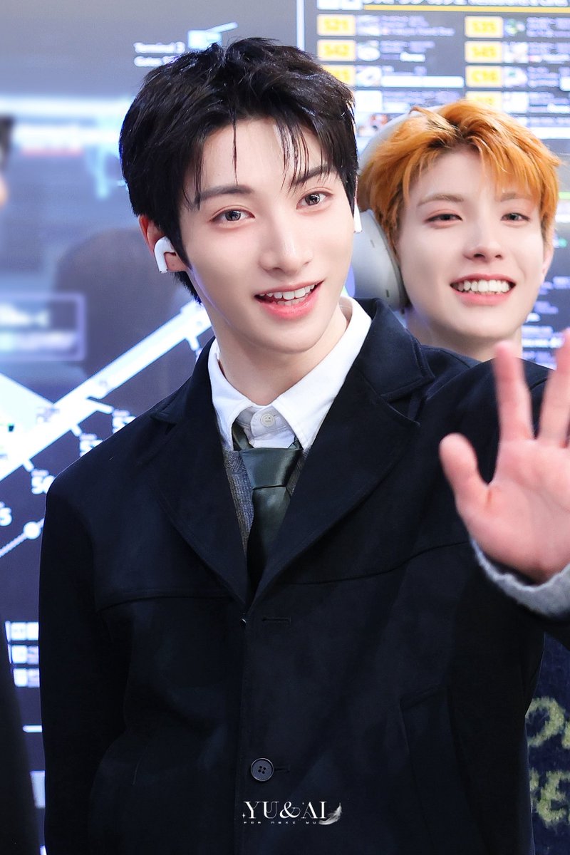 251229 NRT Departure HQ3 Goodbye, our fans in the future