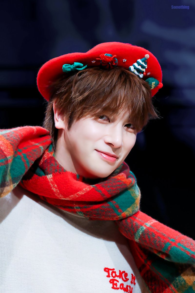 𝙎𝙤𝙢𝙚𝙩𝙝𝙞𝙣𝙜 𝙂𝙄𝙁 tweet media