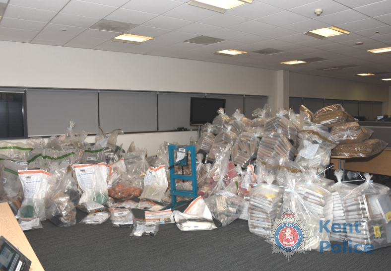 Kent Police Gravesham tweet media