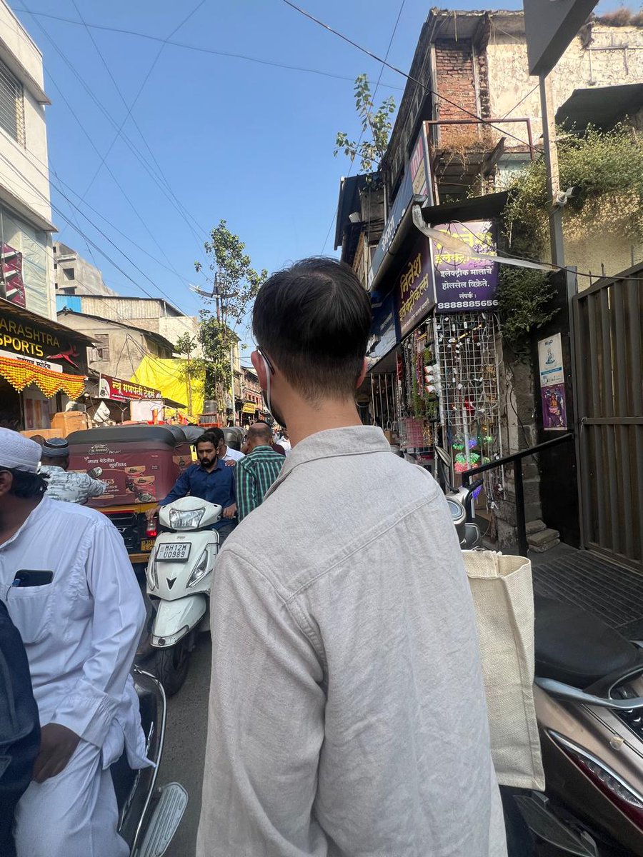 I love Indian food and the culture but I just want to be able to breathe and not have my throat burn.

Been in India for the last two months for my Indian wedding and I don't remember the last time I was so sick for such a long time.

I'm tired of wearing a mask. 

I see small