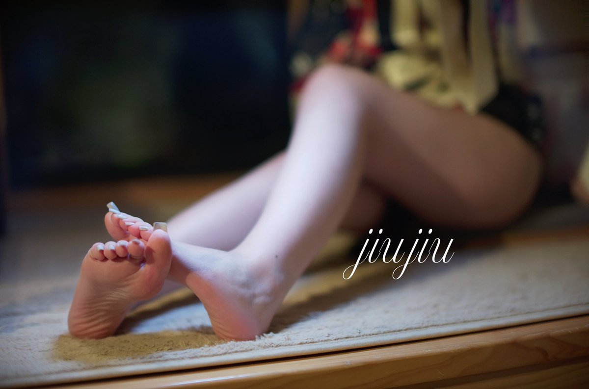 嫩嫩的jiojio看着就没有想法吗哥哥，夹得会很舒服的喔
（月底到月头在深圳！！！）

🧚‍♀️：@jiujiuoo99 https://t.co/SV8h39ODb9