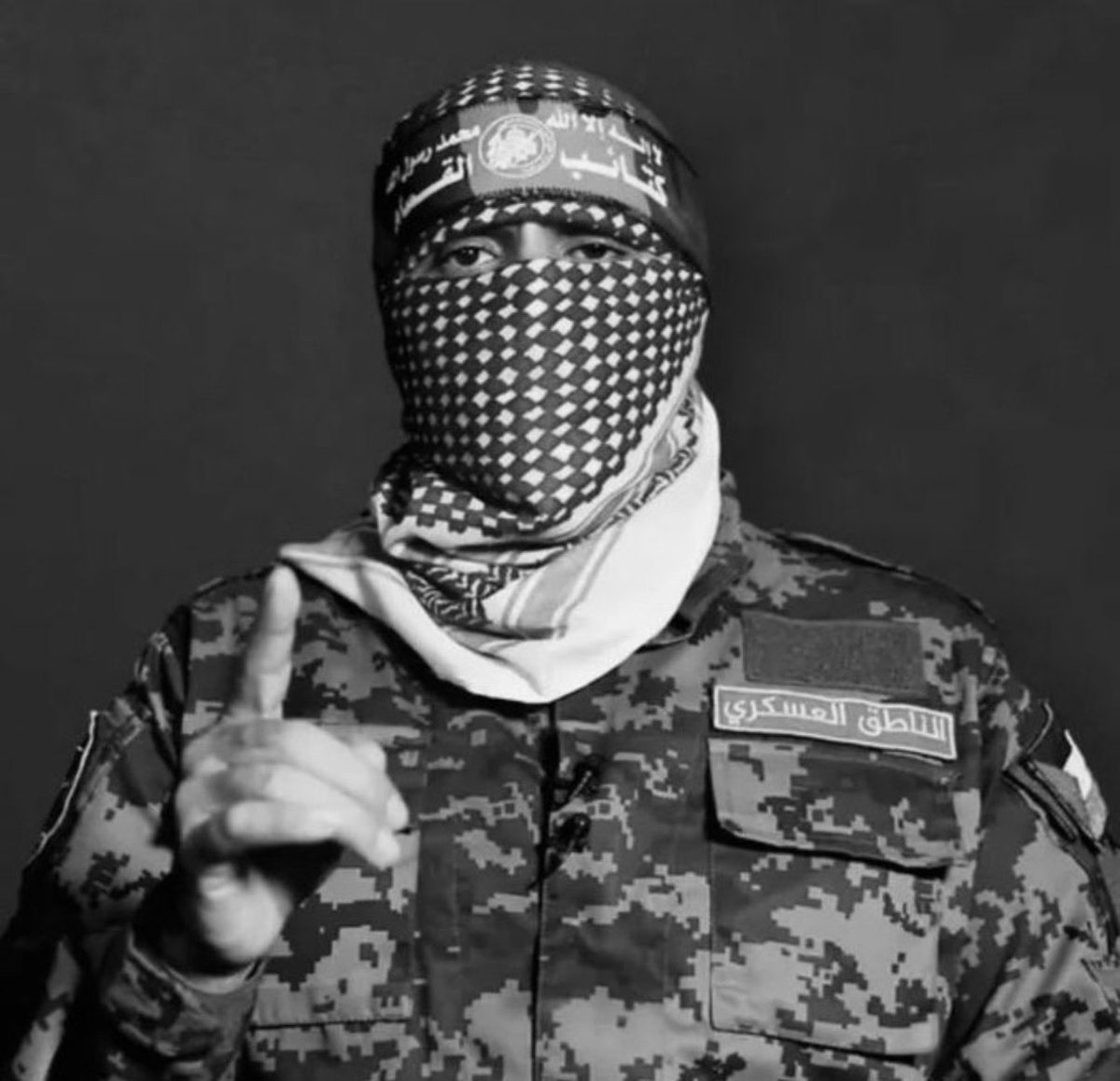 في سبيل الله .. والى الله 
هنيئاً لك رحلت .. بعد أن بح صوتك  .. 
مطالباً باحقاق الحق .. وازهاق الباطل 

انتم تيجان الرؤوس