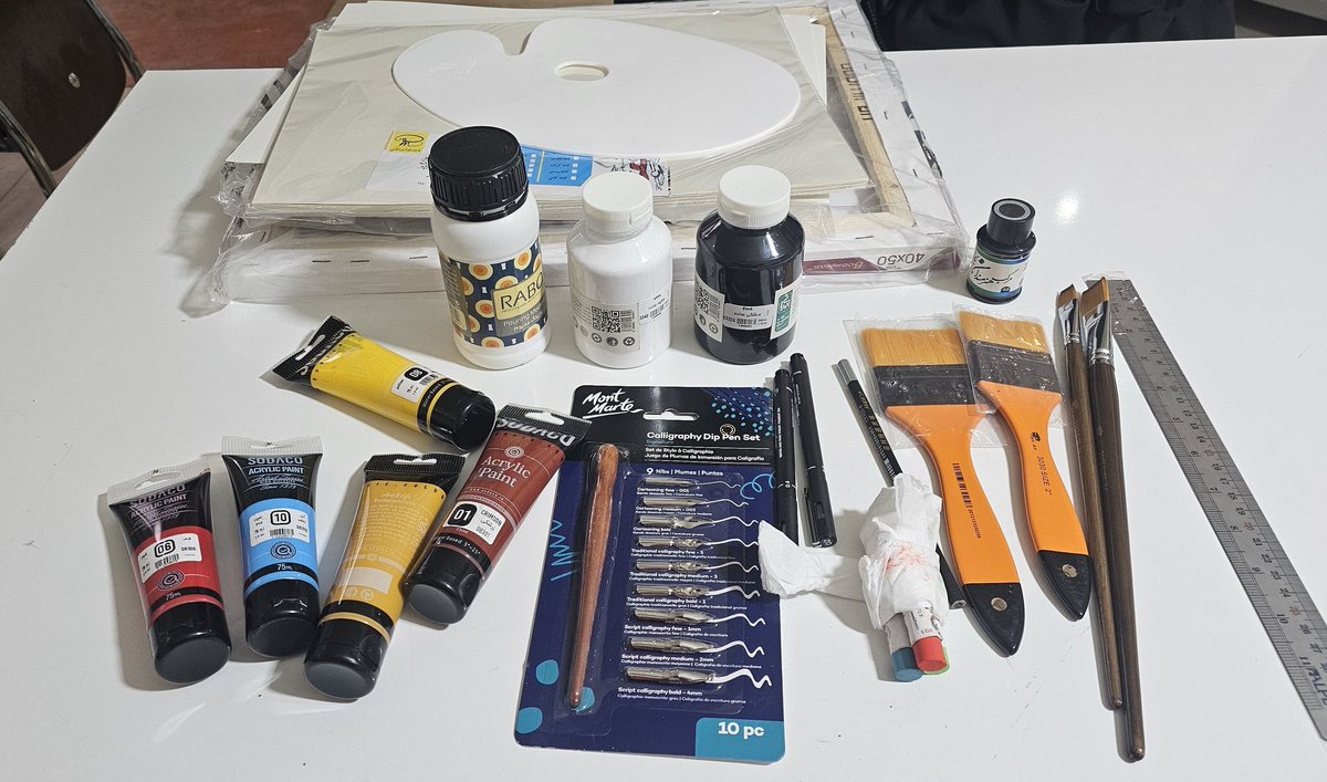 Themissingmooon's tweet image. همینا شد ۶ تومن💔😭