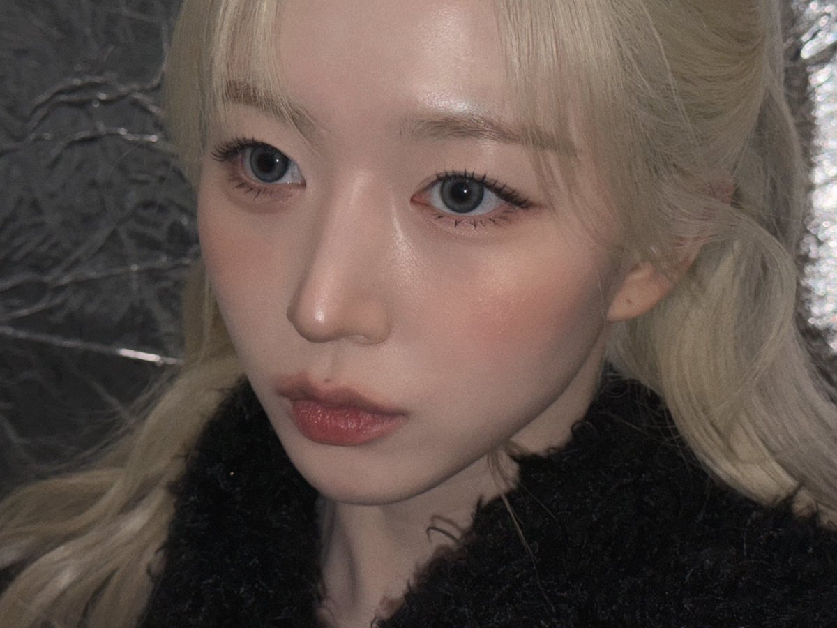 FluFFy🖤

#NMIXX #엔믹스
#해원 #HAEWON