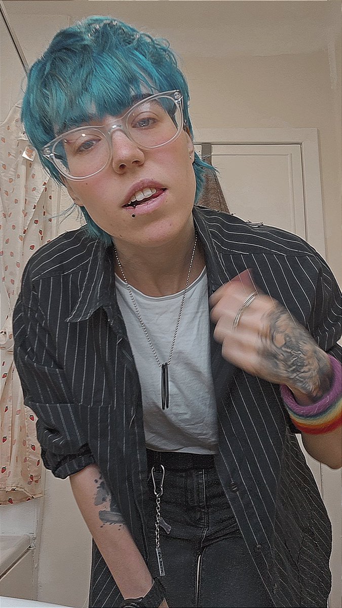 PROJECTWARWIICK's tweet image. feeling myself a little today