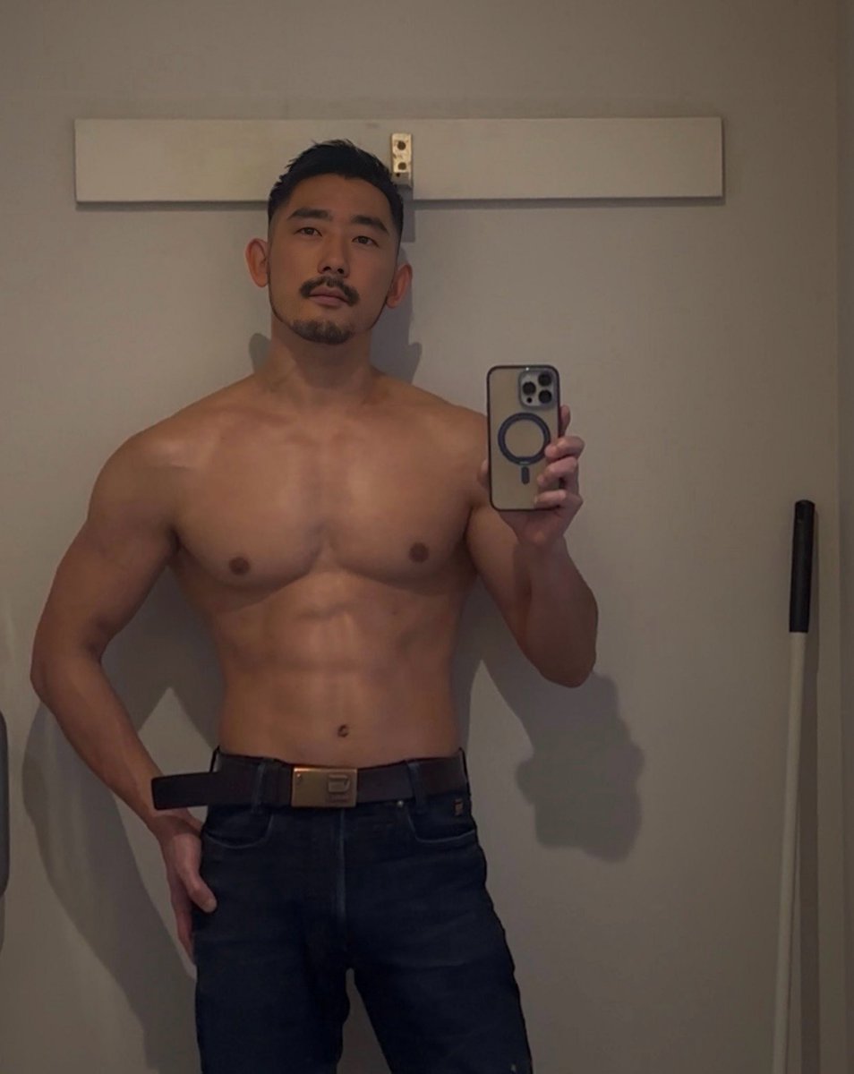 365日中、何日筋トレできるのか考えたことないけど、来年は200日目指してみよ。