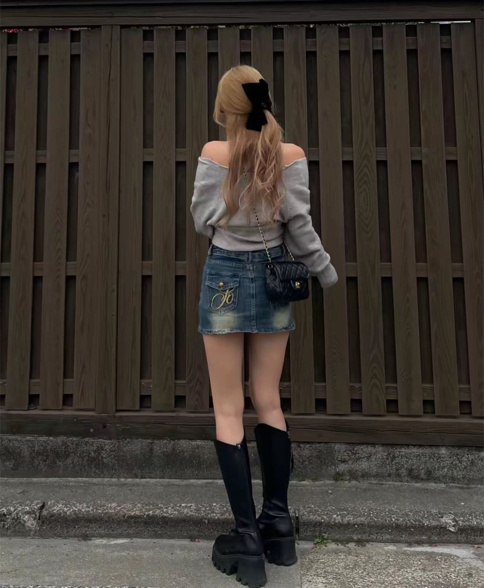 LeonardMel29996's tweet photo. 年末年始ギャルと会うだけ会わない？ https://t.co/9OPvaCSlYh