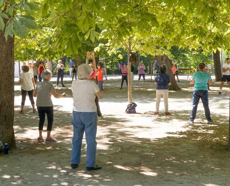 📈 Desde el 1 de enero, el Gobierno🇪🇸 incrementa 2,2M de pensiones y prestaciones en #Andalucía

⬆️ Subida general del 2,7% y mínimas/no contributivas entre el 7% y el 11,4% en 2026

🤝<a href="/PedroFdezGob/">Pedro Fernández</a>, destaca el compromiso del Ejecutivo con un sistema público sólido y equitativo