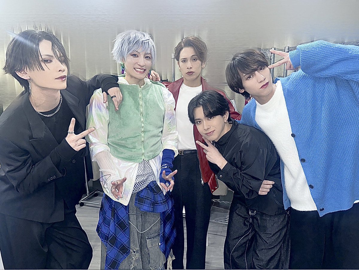 『HINAMARINE』ご来場ありがとうございました‼️

年末に大好きなみんなと過ごせてたくさん笑ってとても幸せでした🕺
また来年も大好きな人達と沢山笑えるといいな〜‼️

とりあえずみんなで沖縄いきたい🌺🌴