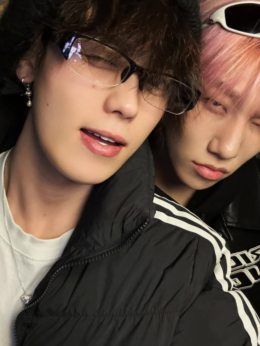 junseoitboy's tweet image. 🤎🩷