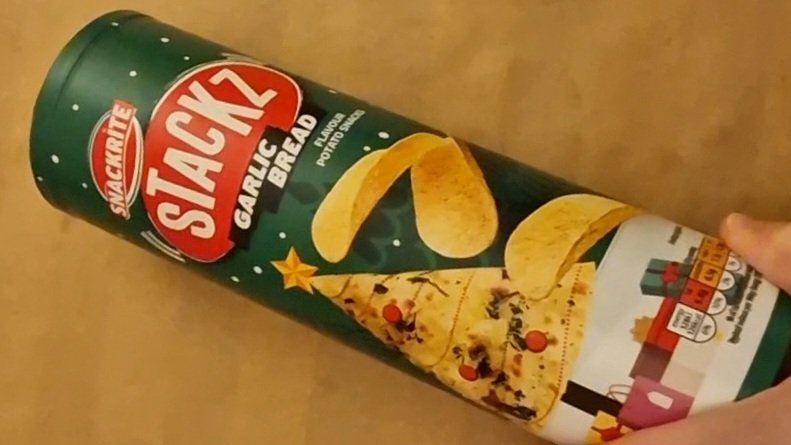 A tube of potato snacks. The question is how good can Garlic Bread be when turned into a potato snack?
Aldi - 69p (Reduced to Clear)
youtu.be/QIRoZuYaVuc
#SnackriteStackzGarlicBreadFlavourPotatoSnacks #SnackriteStackz #GarlicBread #PotatoSnacks #Review