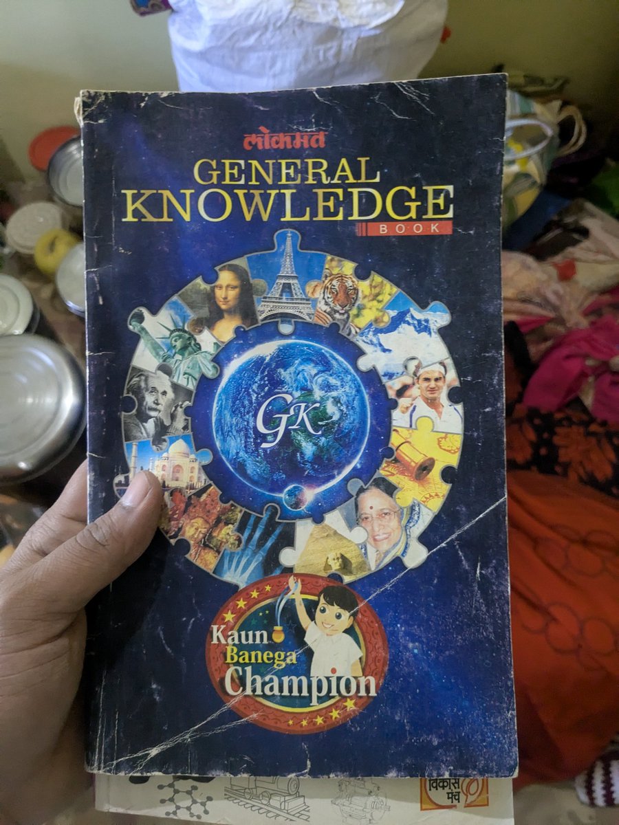 tushar0815's tweet photo. I found these books from @lokmat .
I still remember how it encouraged me to become a reader. I don't remember what year it was but it definitely helped me !
#nostalgia 
#marathi https://t.co/G6hll1kQyo