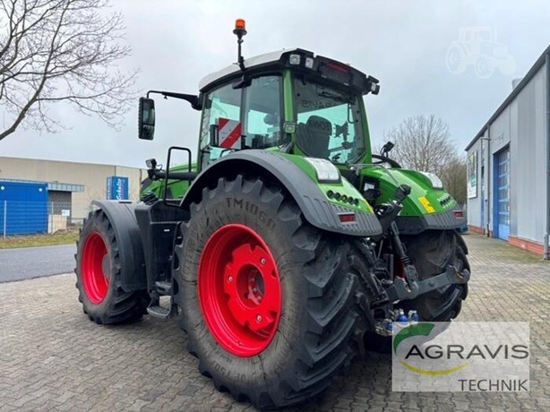 🔔🔔 MACHINE OF THE WEEK
🌻🌻 𝟐𝟎𝟐𝟒 𝐅𝐄𝐍𝐃𝐓 𝟗𝟑𝟔 𝐕𝐀𝐑𝐈𝐎

View full listing 👉 ow.ly/OFLw50XPYj4

✅ 926 Hours
✅ Cab suspension comfort pneumatic
✅ Super Comfort Seat Evol. dynamic DuMo/DL