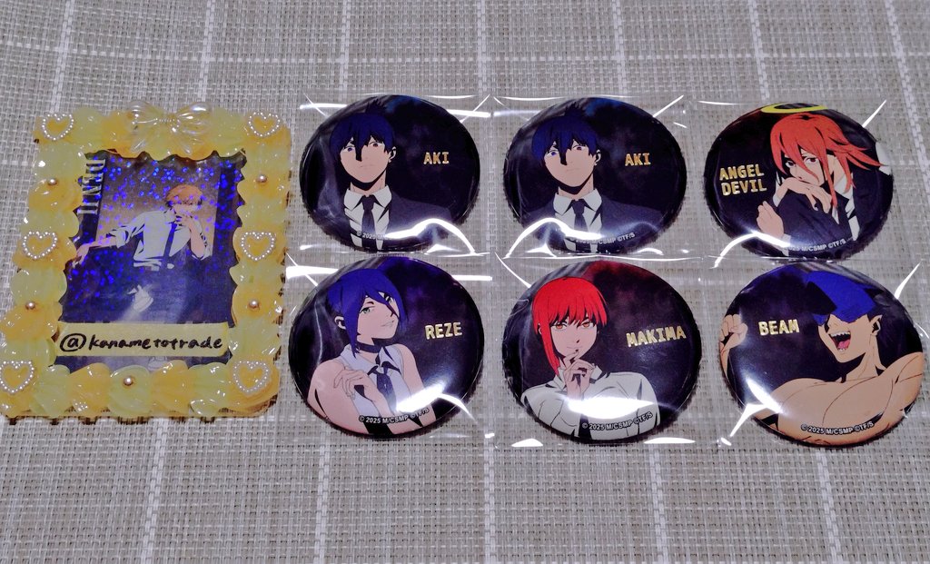 交換】チェンソーマン PLAZA 描き下ろしトレーディング金箔押し缶