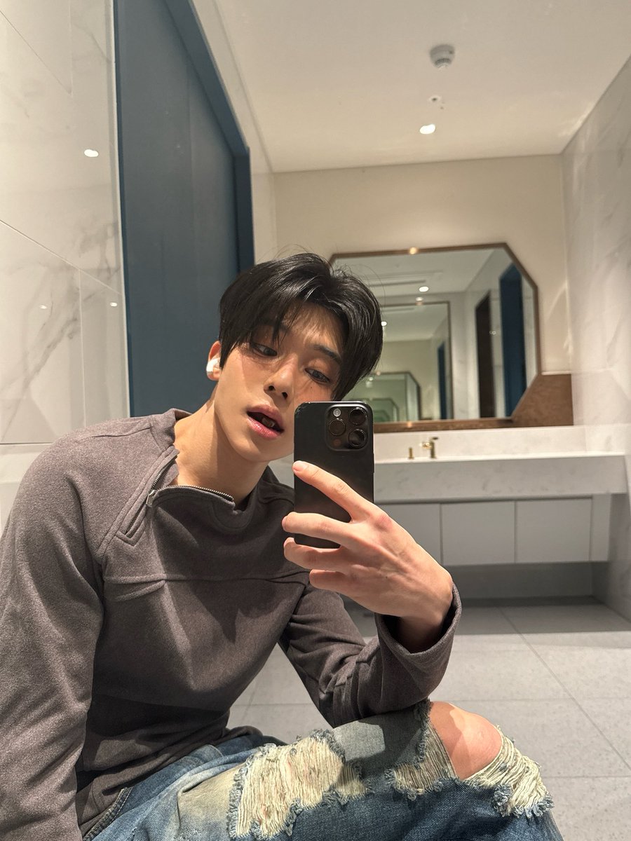 oatloversclub's tweet photo. 오띠옹거셀공화국에살고싶음 https://t.co/Aj18mK9UJm
