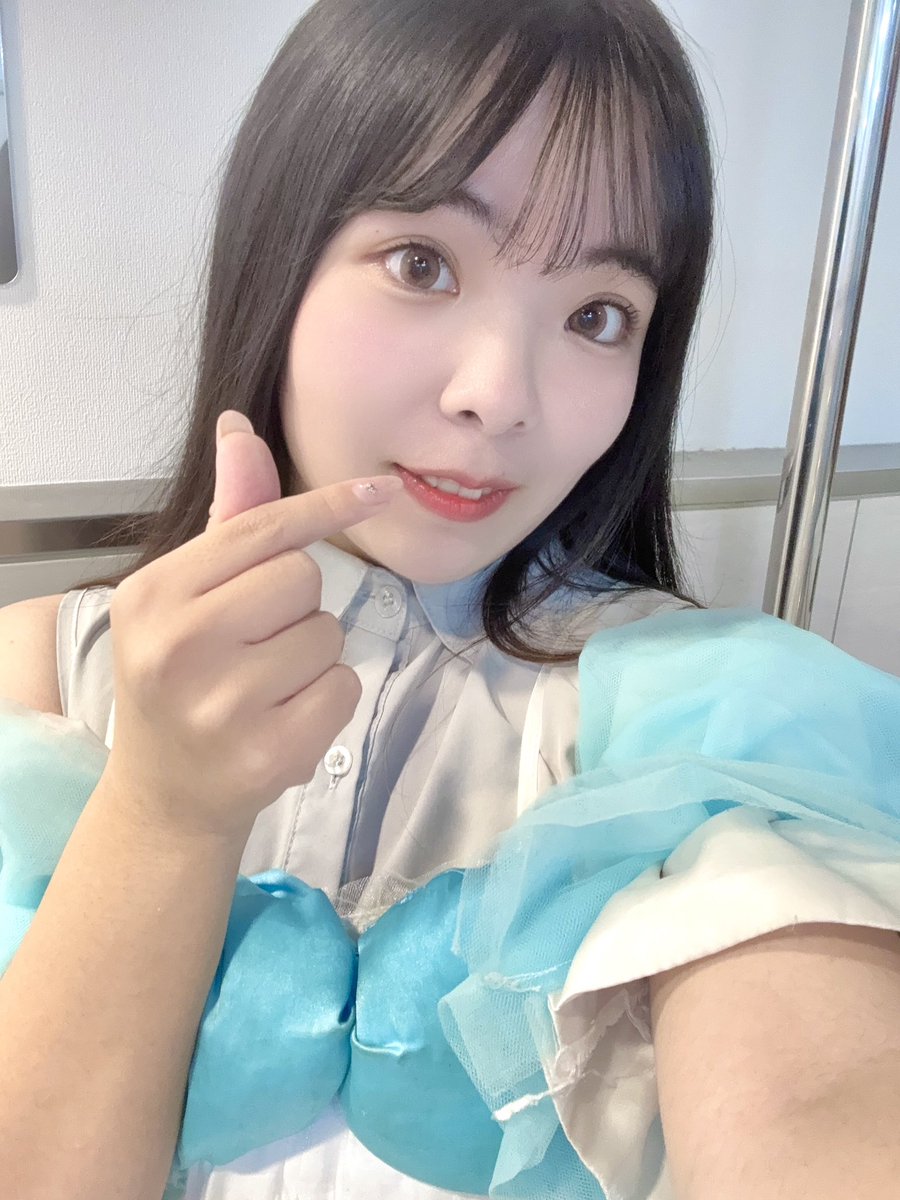 muchuu_karin's tweet photo. みんな今日1日お疲れ様🥹
最後のお疲れ様ツイートラストになっちゃった🥹
今までみんな、ライブに来てくれてありがとう。
期間は短かったけど、とても楽しい活動でした。明日はラストの引退ライブなので色んな方に来てほしいな。明日のライブ楽しもう！！

ずっと大好きだよ️🩵 https://t.co/N4iQV7ZUGm