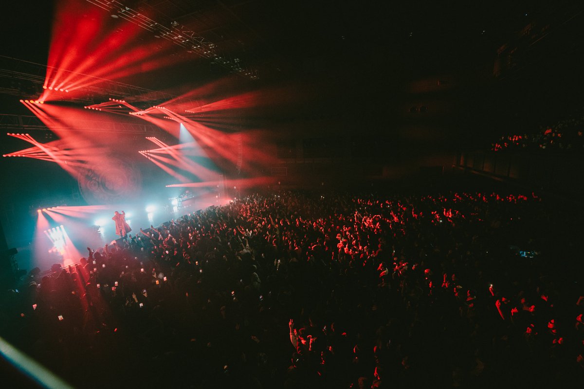 初ワンマンありがとうございました！明日スタジオです🎙️おつぽん！