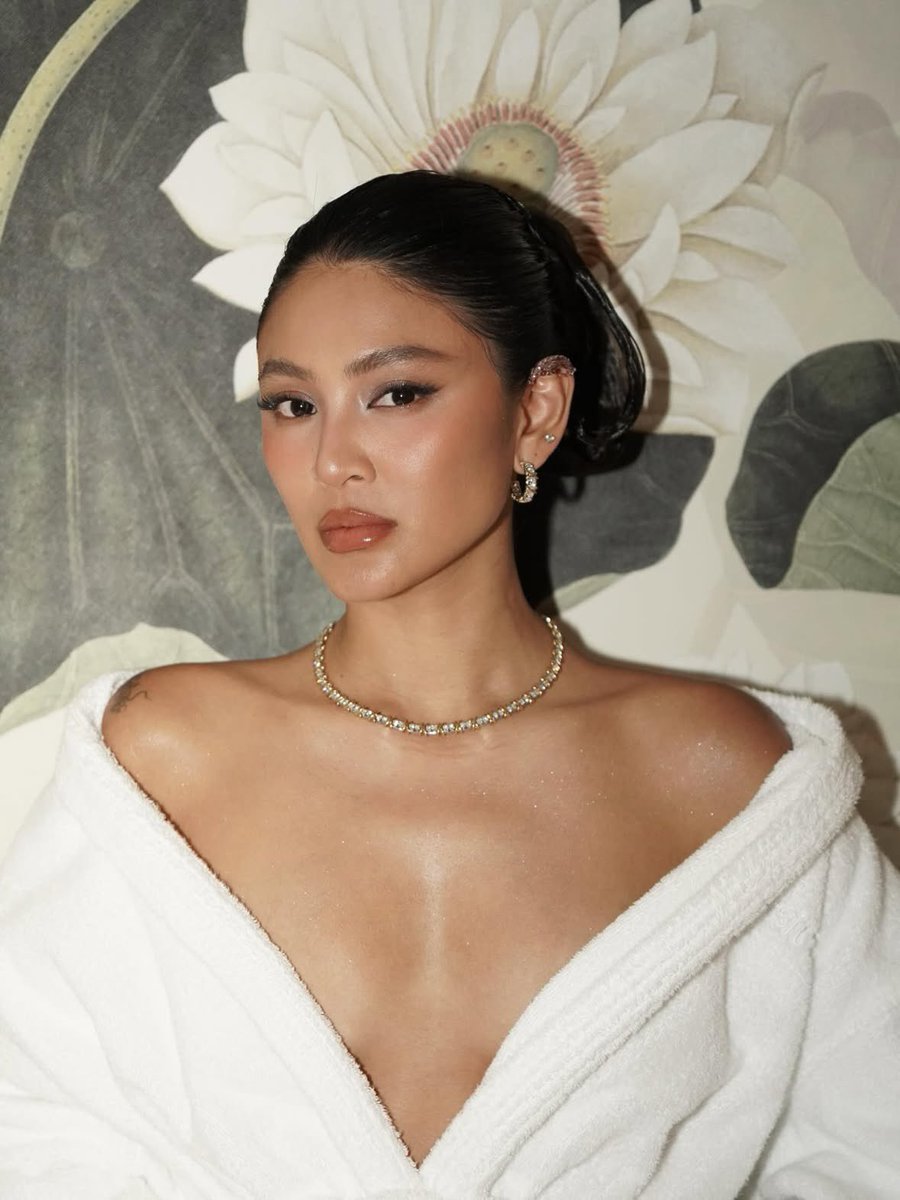 THEE NADINE LUSTRE!!!!!!!!!!!!! OMYGOOOOOOOOOOOOD!!!!!!!