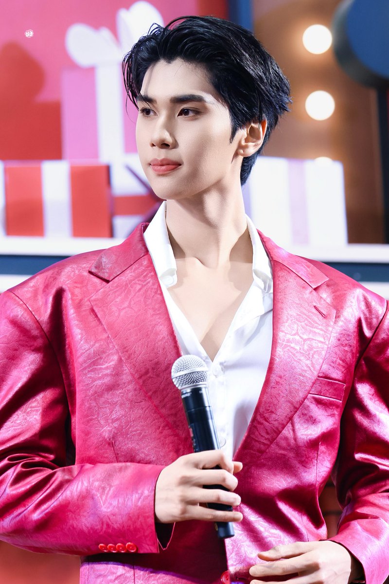 vikqhw's tweet photo. 251228📸
🩷
DUNK WITH THE GREAT NY
#DUNKxTheGreatNewYear2026
#TheMallMallLifestoreTheGreatNewYear ​
@dunknatachai #dunknatachai https://t.co/YAeq2ZNOIx