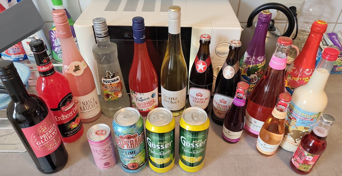 AzaleaAmpha's tweet image. Silvesterstream mit @Mulay91 kann kommen