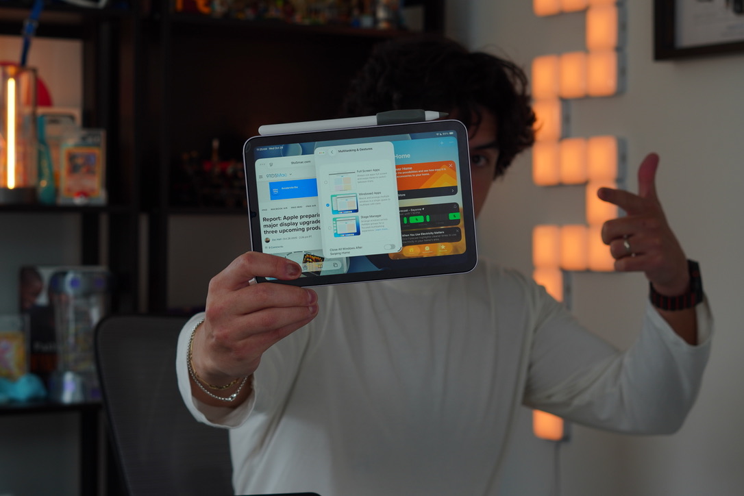 The iPad mini might be one of Apple’s most underrated products ever.

📐 That size.
⚡ That performance.
🎒 That versatility.

You’re getting a ridiculously compact iPad that’s still fast, supports Apple Pencil Pro, runs iPadOS 26  like a champ, and is powerful enough for real