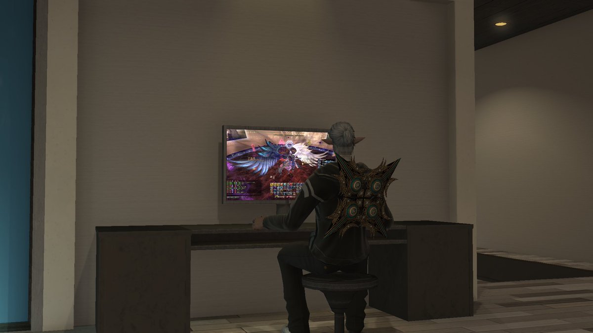 요즘 하우징에도 파판 잘돌아가네요