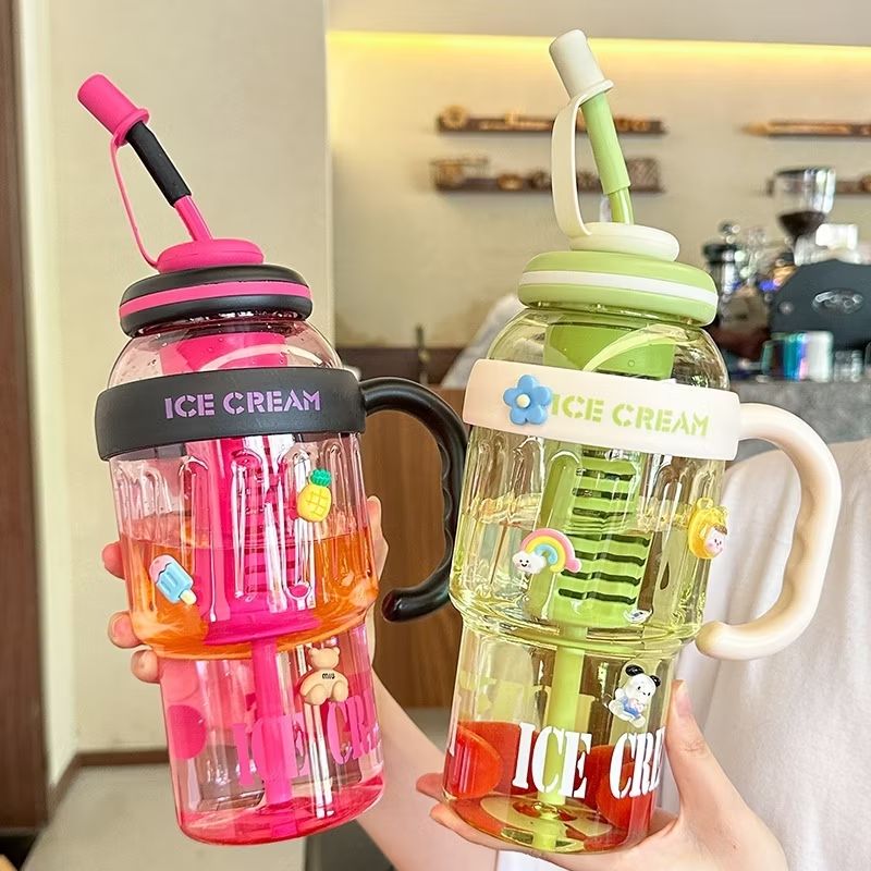 Ken99D's tweet photo. Cek Botol Minum Jumbo Bentuk Lucu / Botol Minum Gym Ukuran 1400ml Sedotan + Gagang BOTOL 3089 dengan harga Rp27.820. Dapatkan di Shopee sekarang! https://t.co/v2CAPEeOtW https://t.co/Dm4AGv9EFj